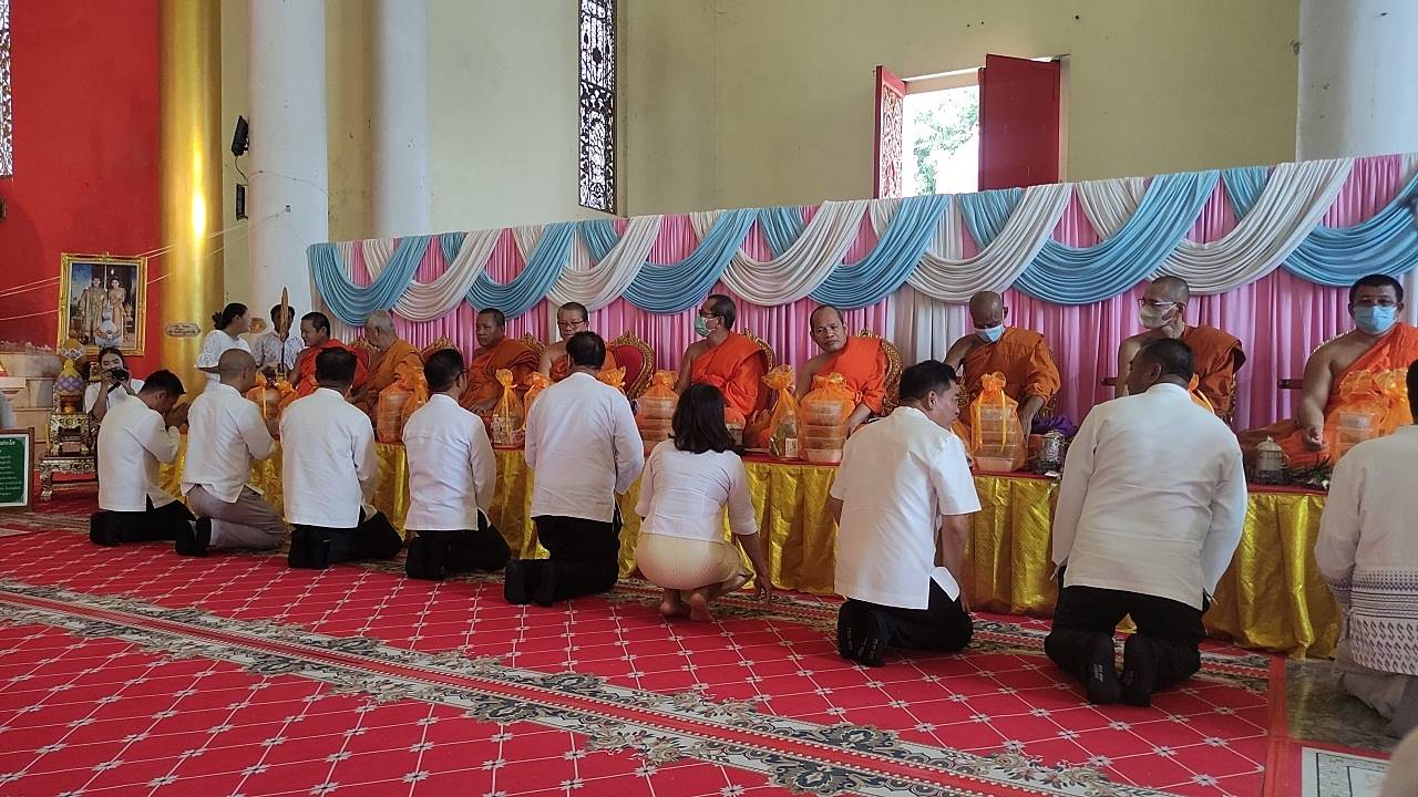 เข้าร่วมพิธีเจริญพระพุทธมนต์และเจริญชัยมงคลคาถา